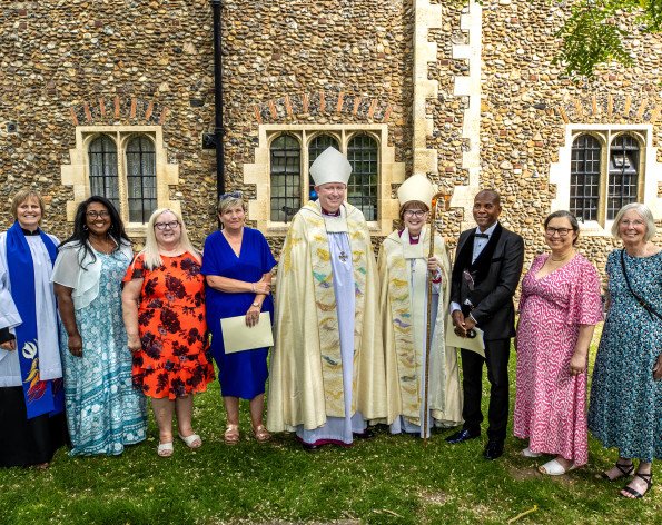 New Pastoral Assistants with Bishop Roger, Bishop Lynne, Hazel Kempton (Pastoral Assistant Training Co-ordinator) and Kate Green (LLM preacher)