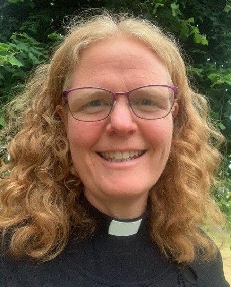Revd Dr Rachel Pennant