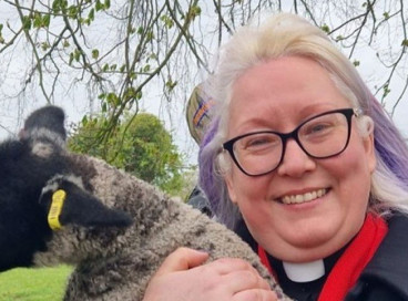 The Rev'd Sarah Moss led the Theydon Parishes annual Lambing Service on Palm Sunday